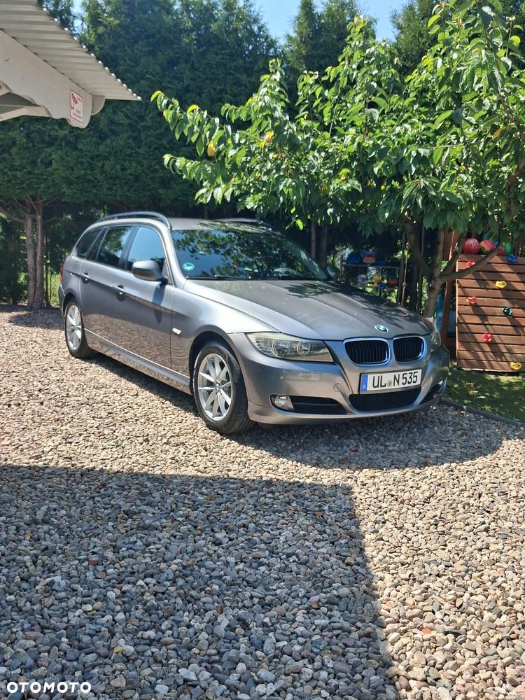 BMW Seria 3 - 1