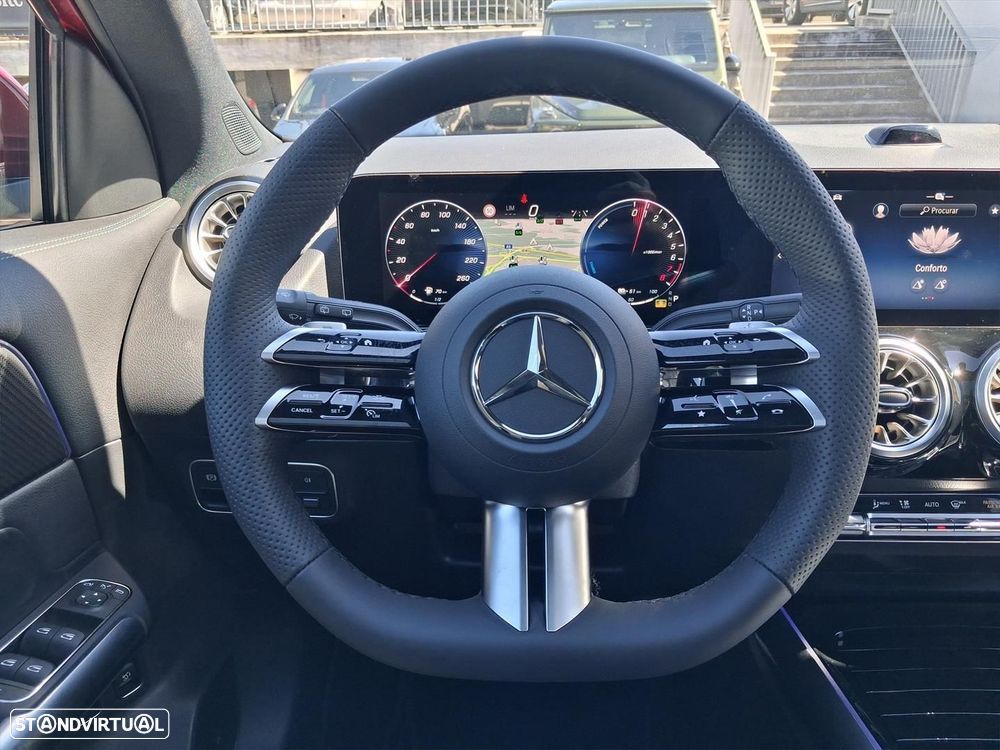 Mercedes-Benz GLA 250 e AMG Line - 24