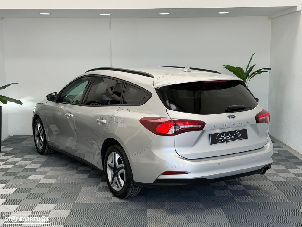 Ford Focus SW 1.0 EcoBoost Connected - 4