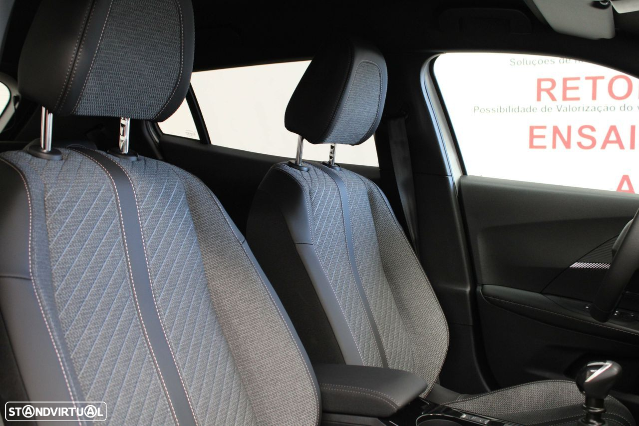 Peugeot 2008 - 17