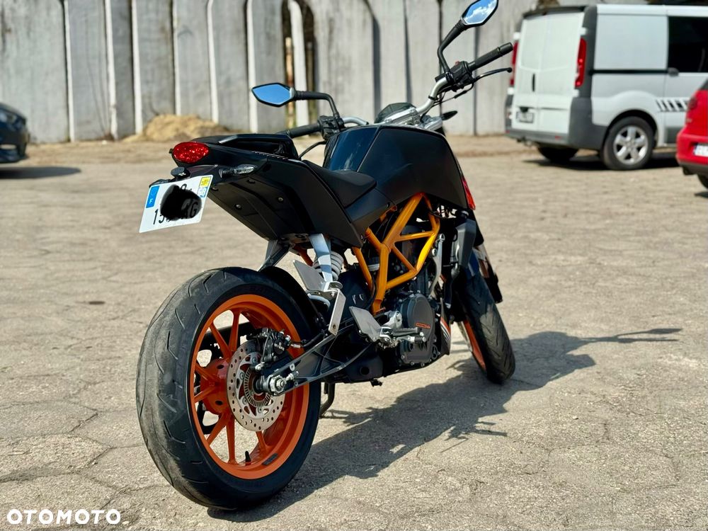 KTM Duke - 17