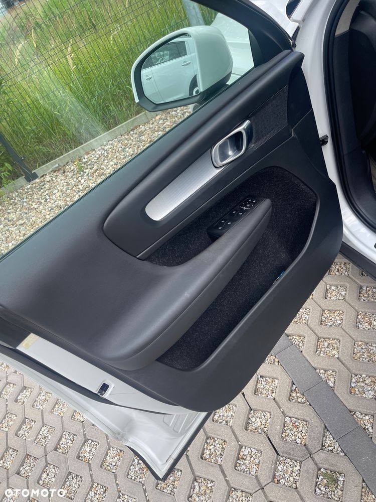 Volvo XC 40 T3 Inscription - 11
