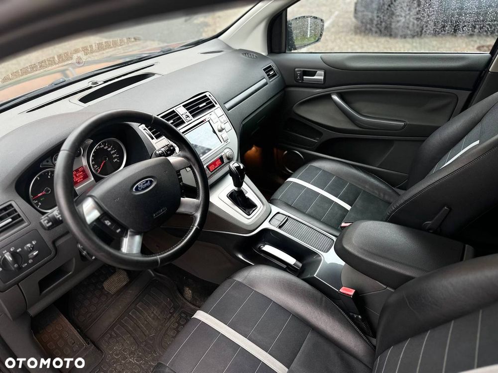 Ford Kuga 2.0 TDCi 4x4 Titanium - 14