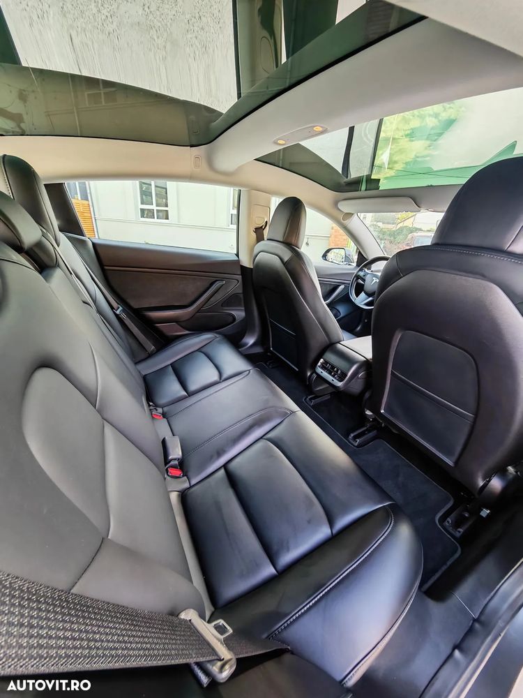 Tesla Model 3 - 15