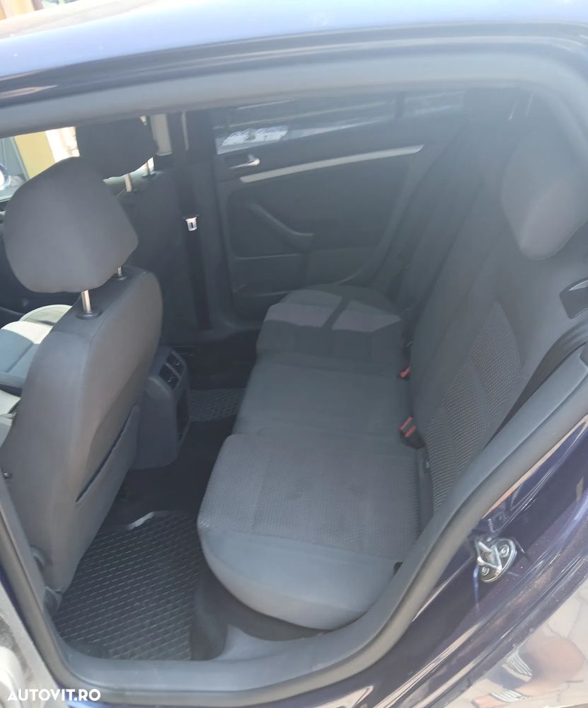 Volkswagen Golf 2.0 TDI 4Motion Goal - 11