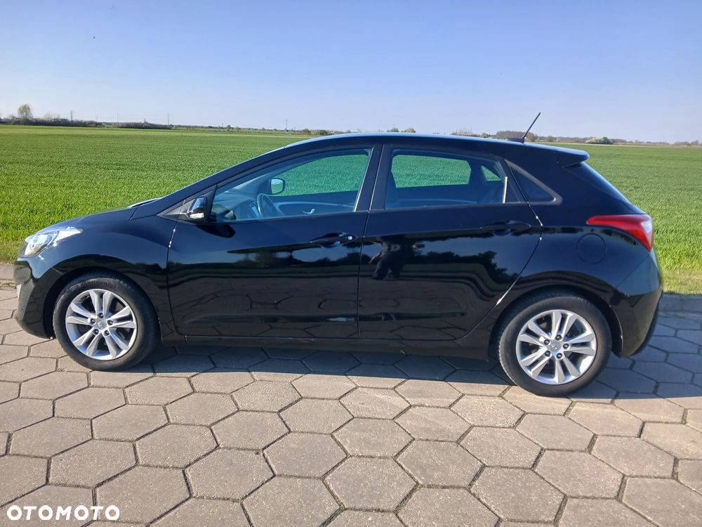 Hyundai i30 1.6 GDI Premium - 12