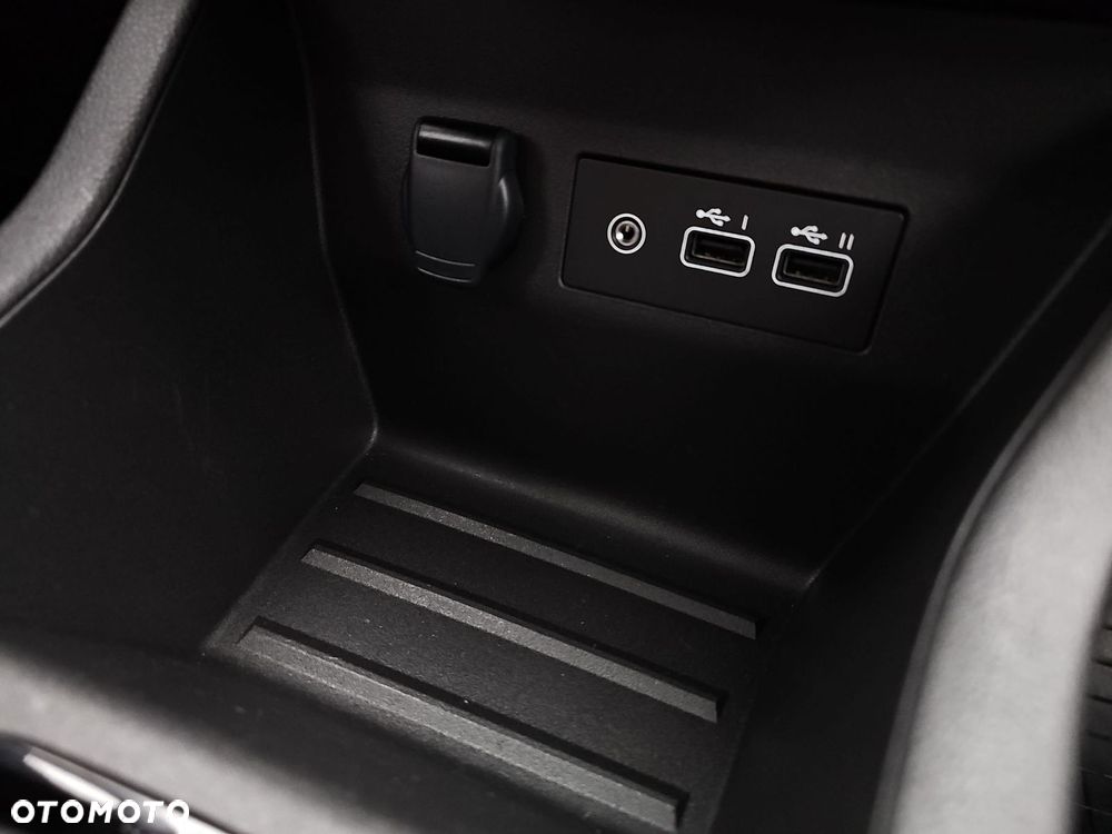 Renault Clio 1.0 TCe Evolution - 18