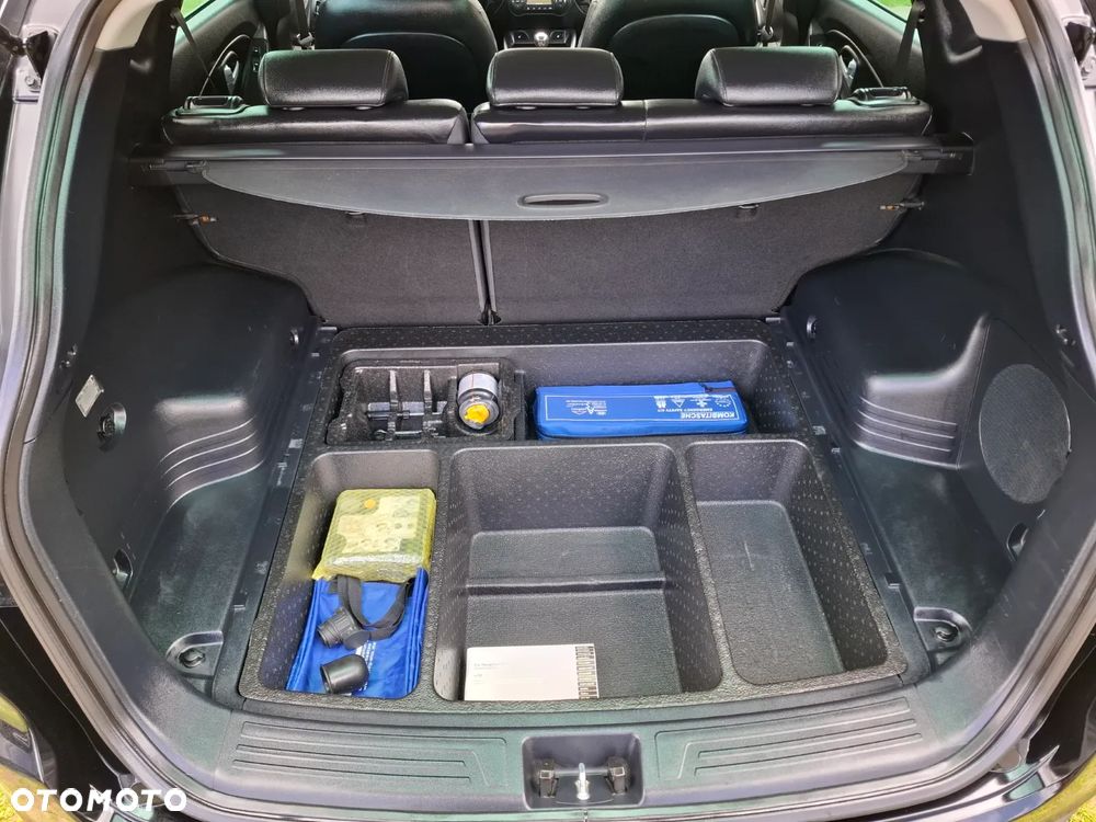 Hyundai ix35 2.0 CRDi 4WD Premium - 32