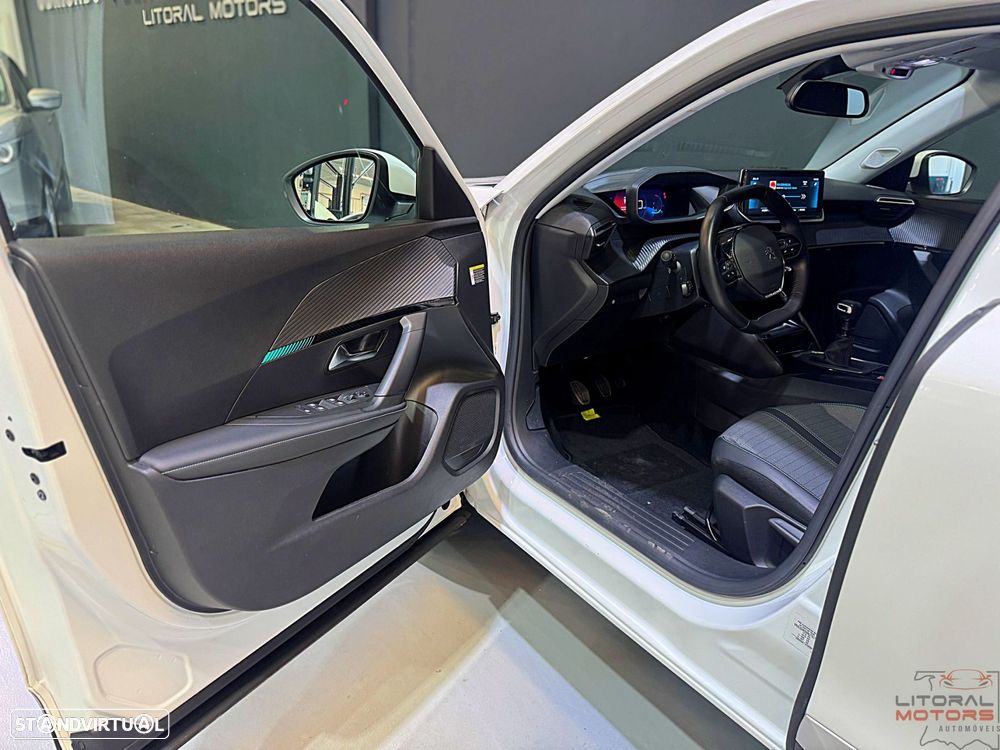 Peugeot 2008 1.2 PureTech Allure Pack - 14