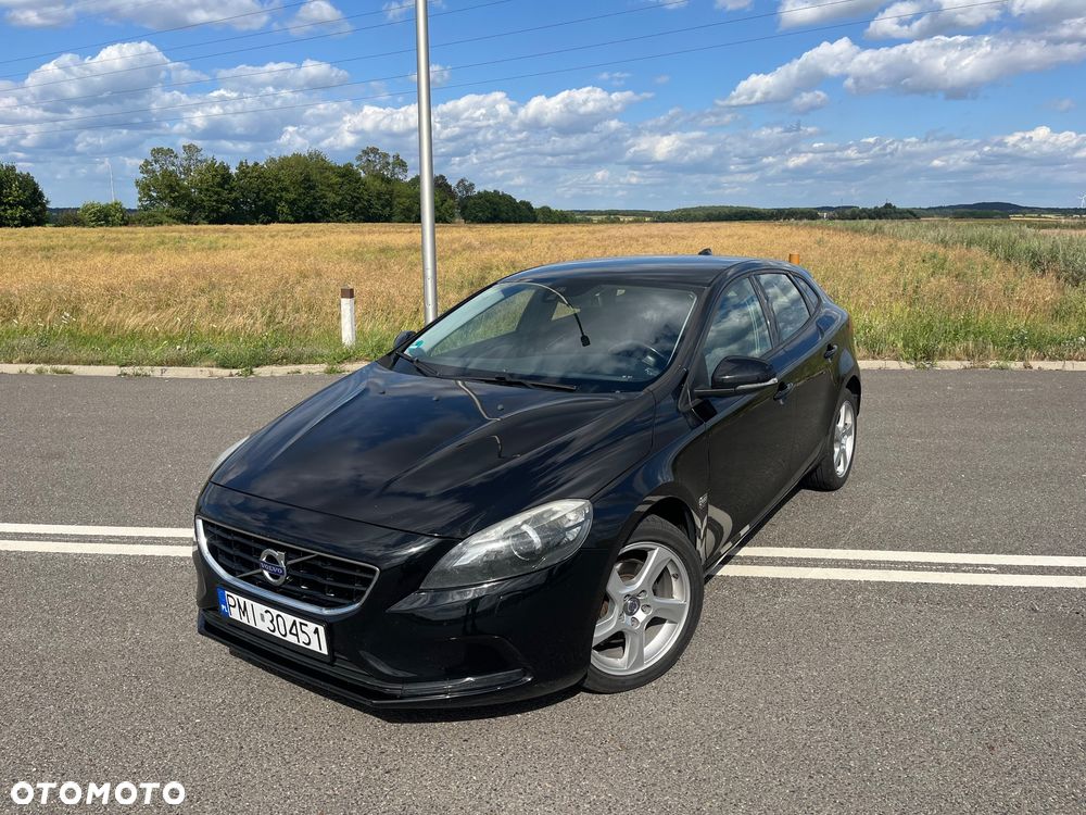 Volvo V40 T2 Drive-E Momentum - 1