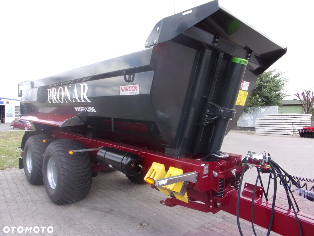 Pronar Przyczepa T701HP -16,1 tony, rolnicza - ciężarowa - budowlana ze skrzynią ładunkową typu Half-Pipe, skorupowa, tandem