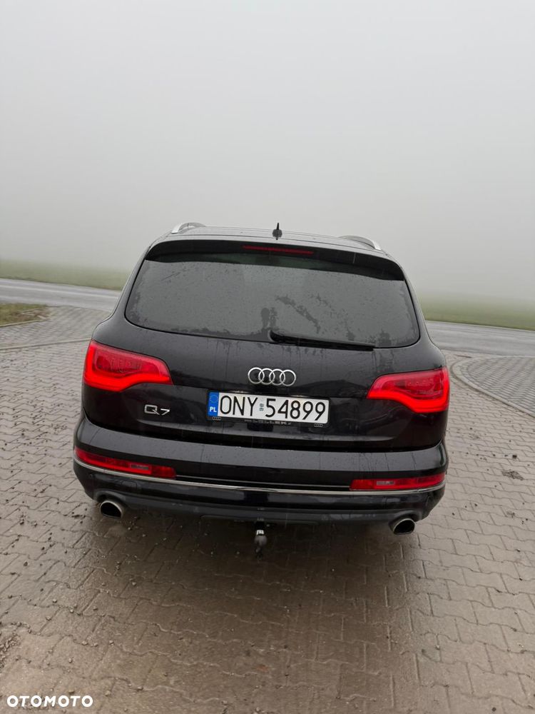 Audi Q7 - 11