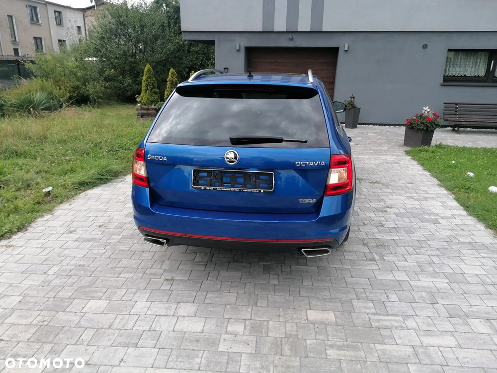 Skoda Octavia 2.0 TDI (Green tec) DSG RS - 6