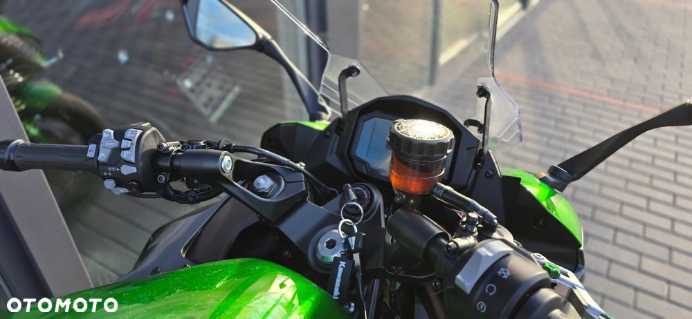 Kawasaki Ninja 1000 SX - 14