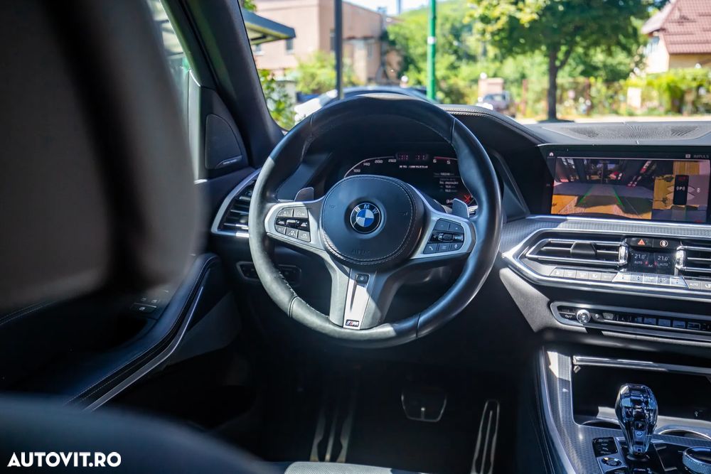 BMW X5 M M50d - 11