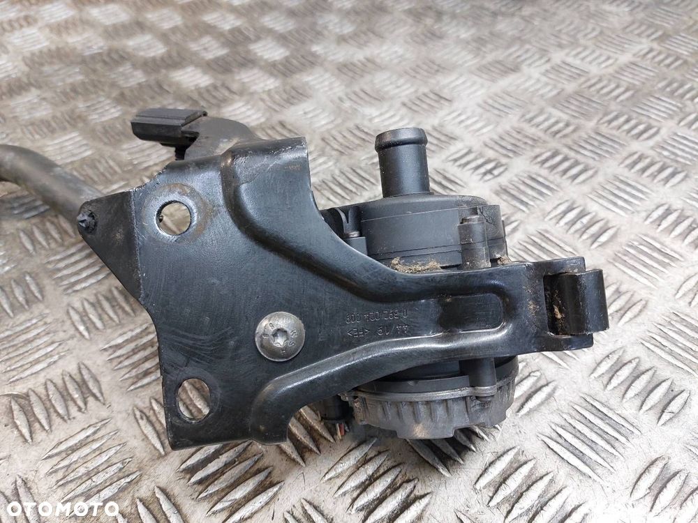 POMPKA OBIEGU WODY VOLKSWAGEN PASSAT B8 LIFT 2.0 TDI 04L965567A - 4