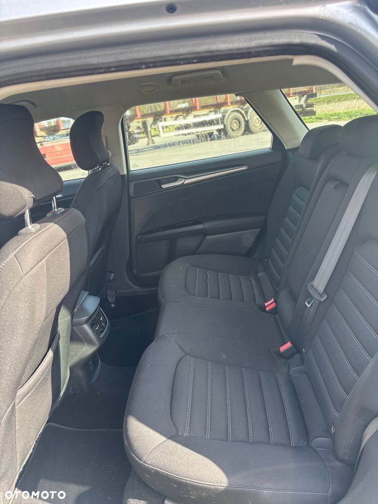 Ford Mondeo - 9