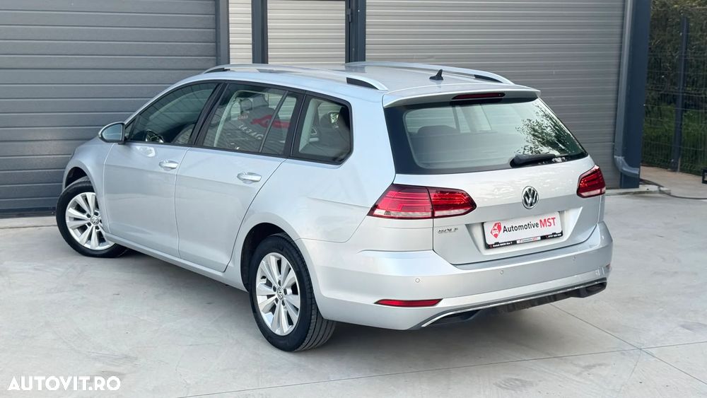 Volkswagen Golf 1.6 TDI SCR Comfortline - 5
