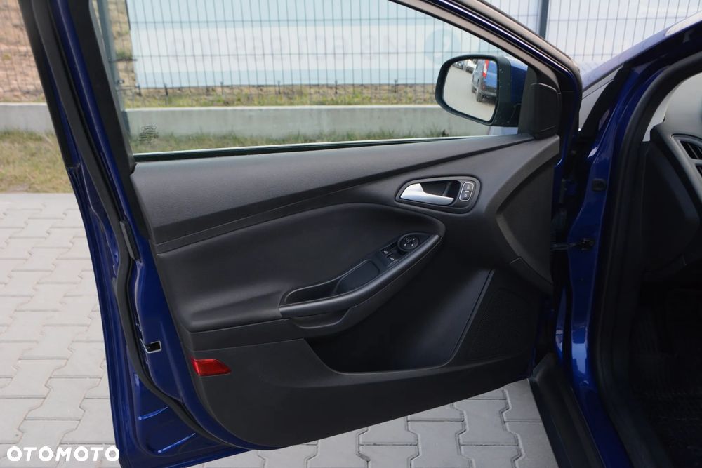 Ford Focus - 13
