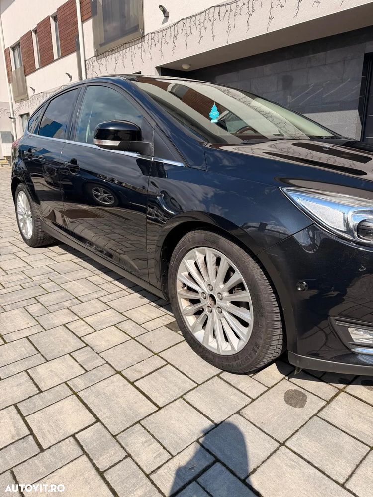 Ford Focus 1.6 TDCI DPF Titanium - 4