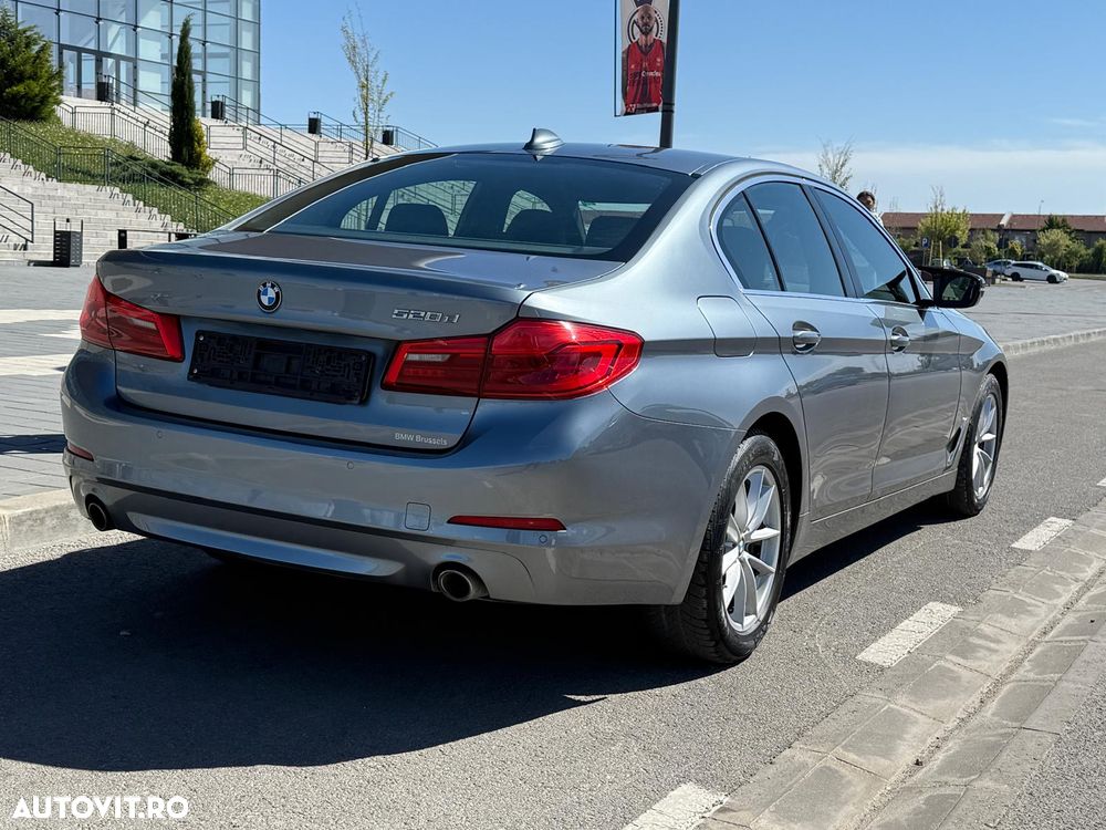BMW Seria 5 520d Sport Line - 5