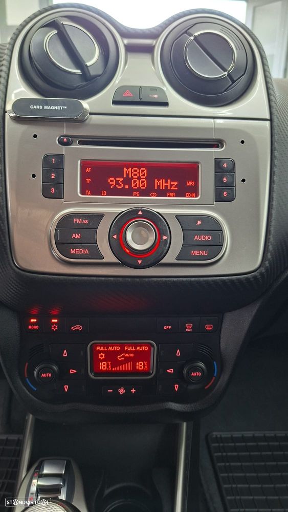 Alfa Romeo MiTo 1.4 T MultiAir Distinctive - 9