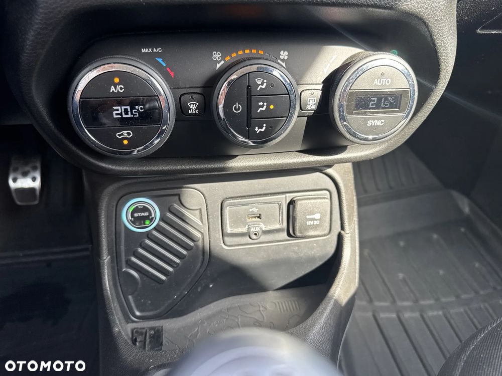 Jeep Renegade 1.6 E-TorQ Longitude FWD - 27