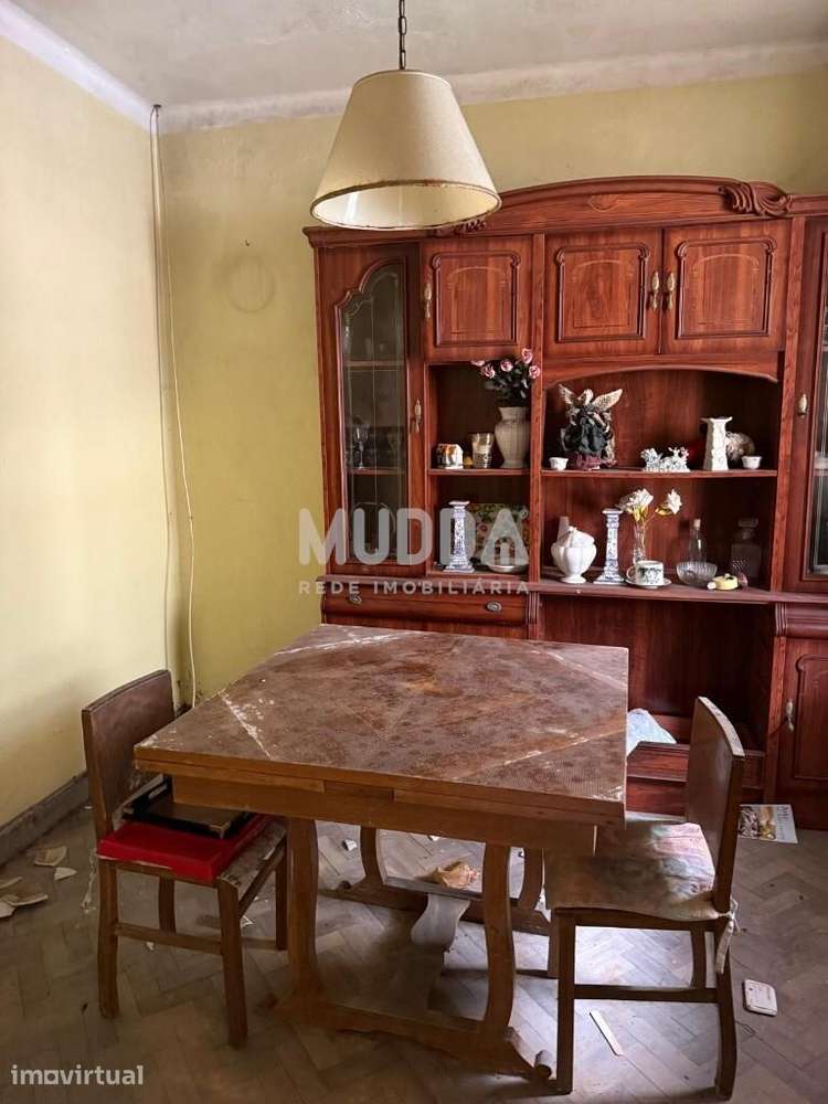Moradia para renovar no Furadouro - Grande imagem: 5/17