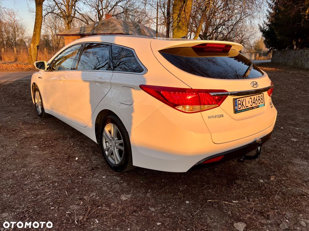 Hyundai i40 i40cw 1.7 CRDi Fifa World Cup Edition - 5