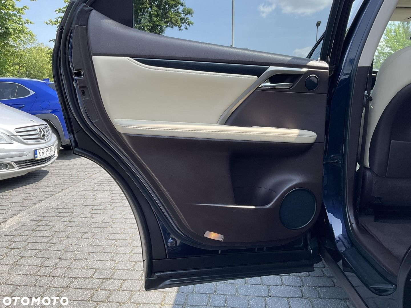 Lexus RX 450h Business Edition - 23