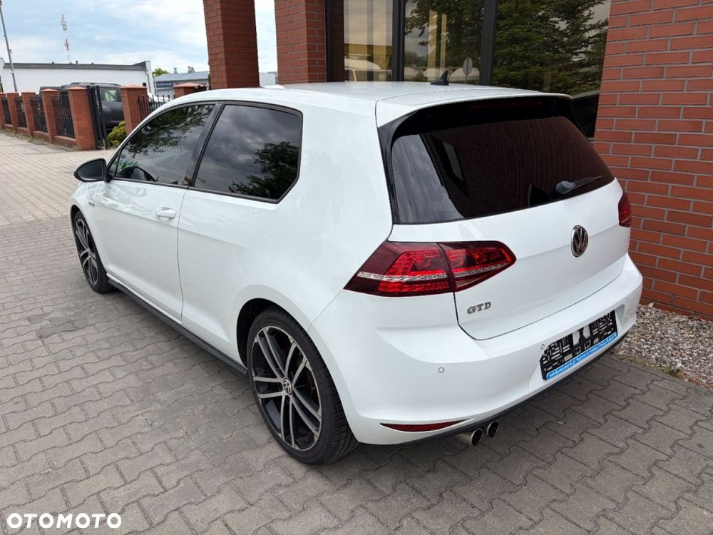 Volkswagen Golf GTD 2.0 TDI SCR DSG - 4