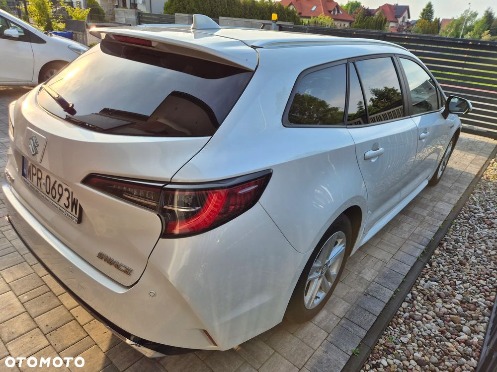 Suzuki Swace 1.8 Hybrid Premium Plus CVT - 14