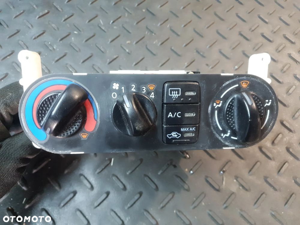 Nissan Almera N16 PANEL NAWIEWU KLIMATYZACJI  LIFT EUROPA - 1
