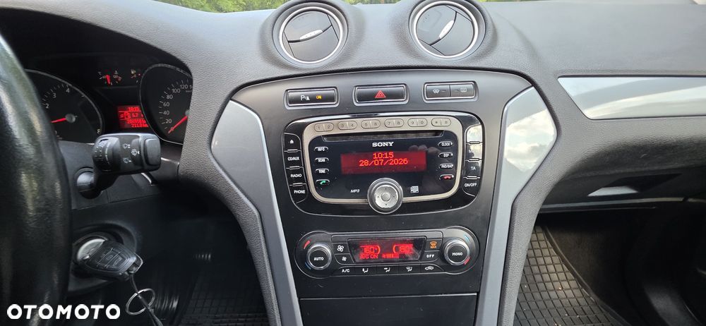 Ford Mondeo 1.6 Gold X - 15