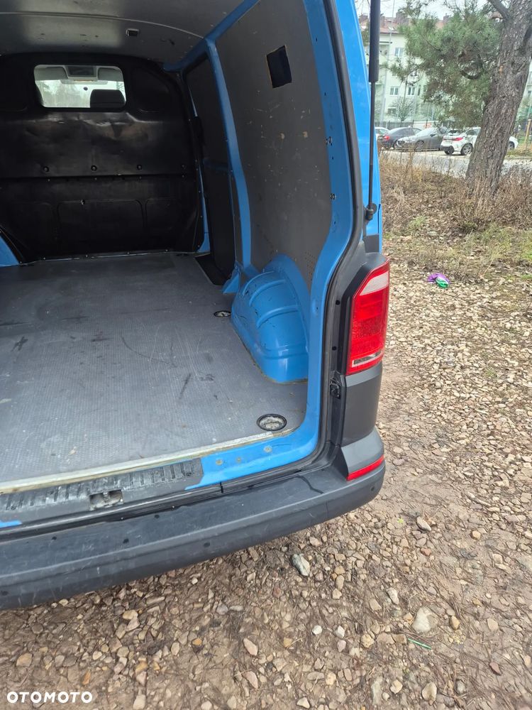 Volkswagen Transporter T6 - 20