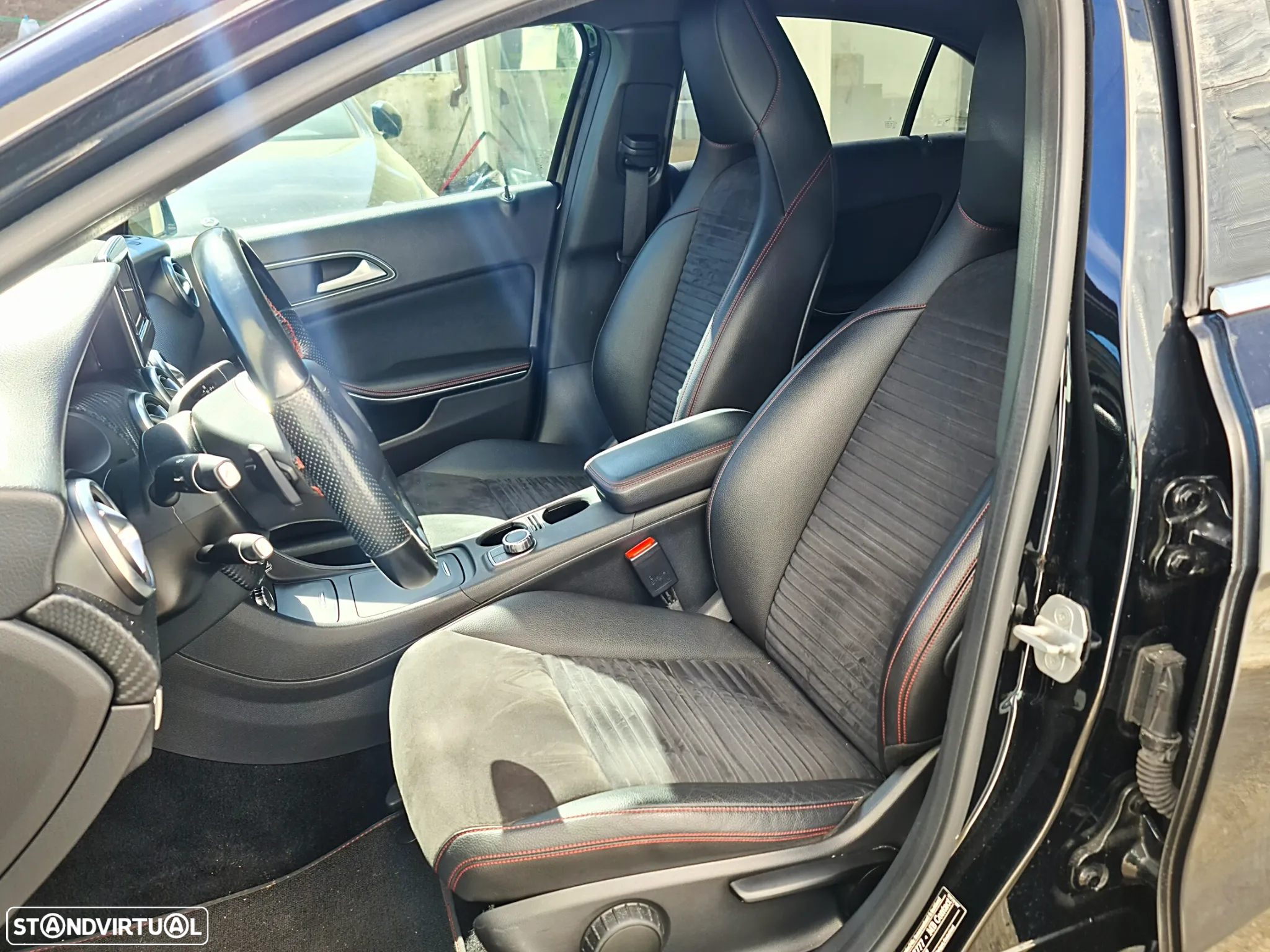 Mercedes-Benz A 180 d 7G-DCT AMG Line - 7