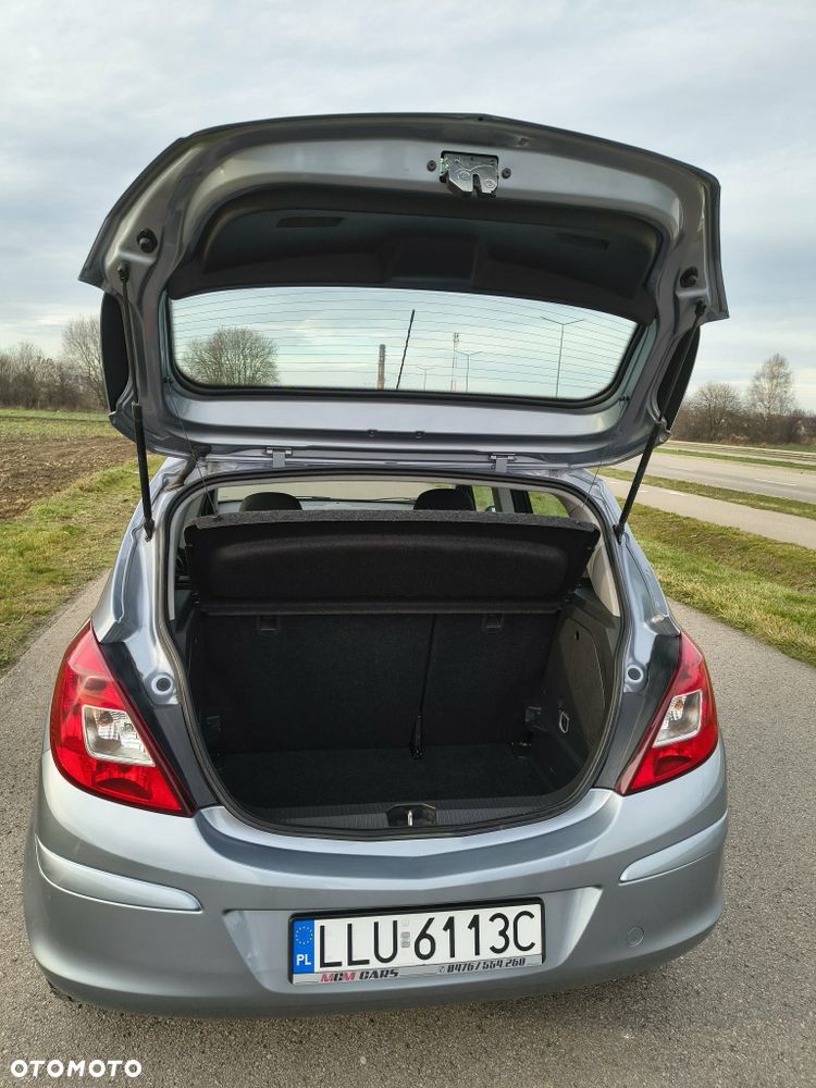Opel Corsa - 4