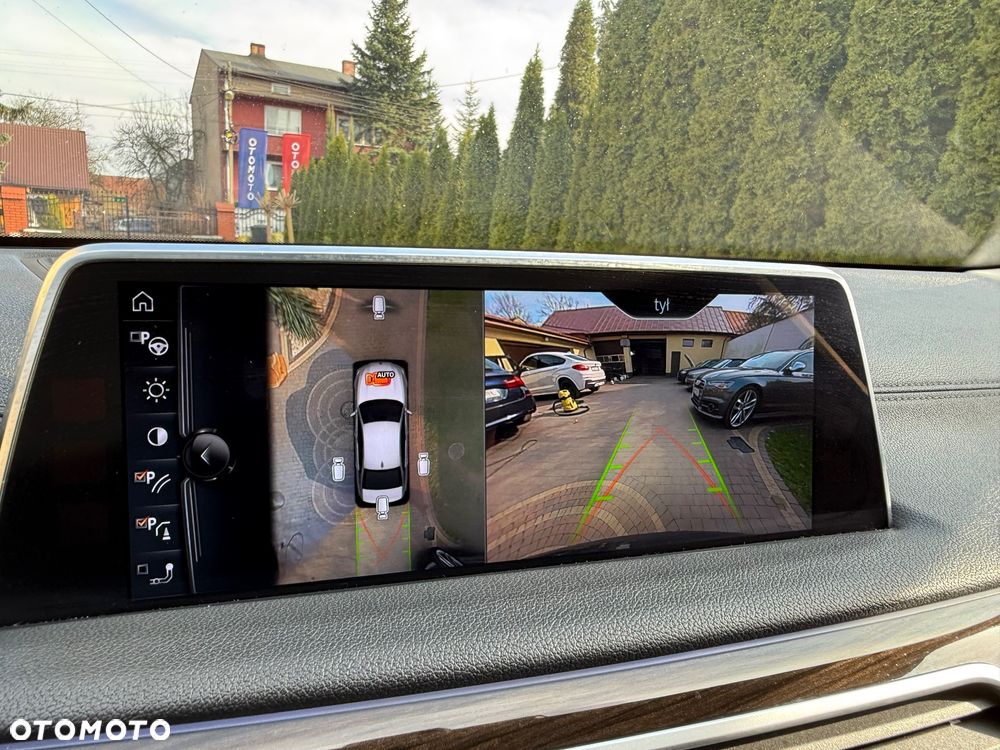 BMW Seria 7 740d xDrive - 31