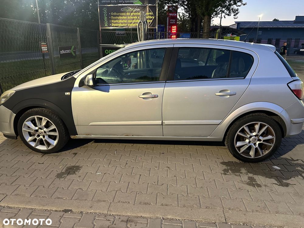 Opel Astra 2.0 T Sport - 4