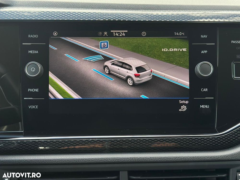 Volkswagen Polo 1.0 TSI DSG Life - 26