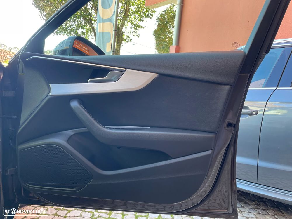 Audi A4 Avant 2.0 TDI S-line S tronic - 16