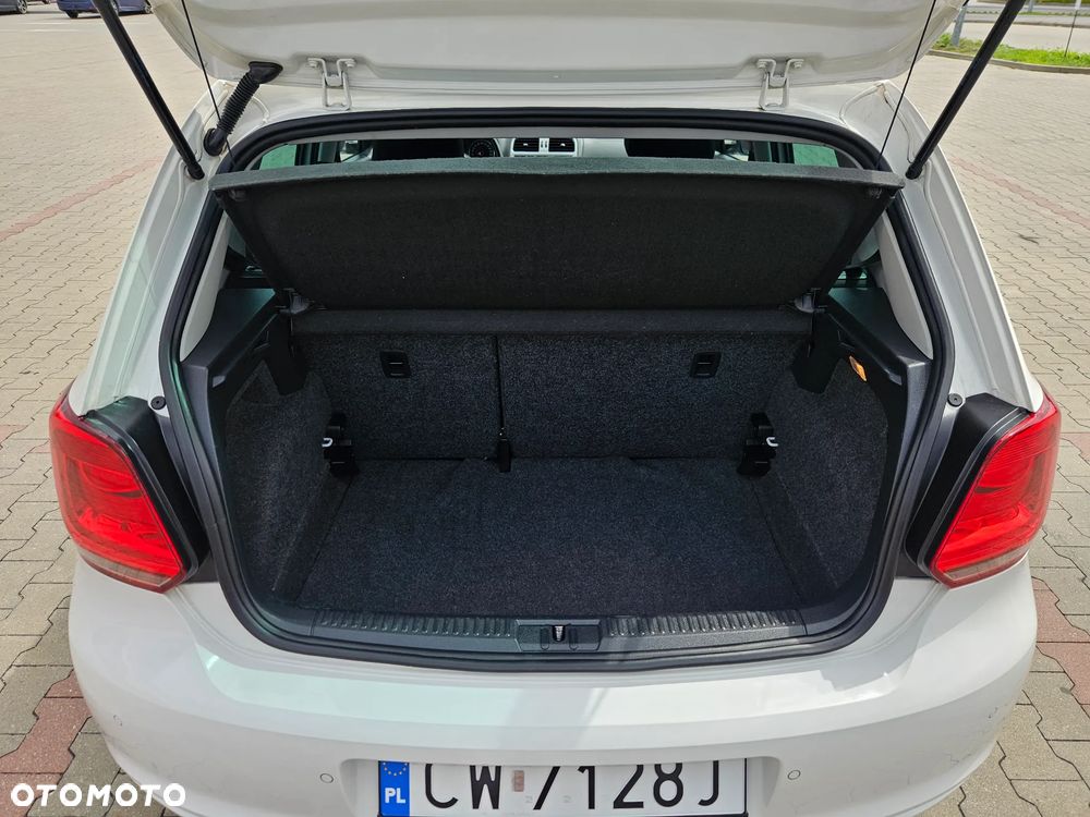 Volkswagen Polo 1.2 Life - 11
