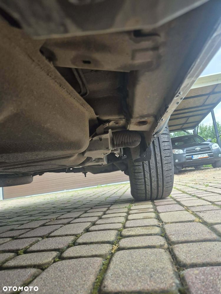 Toyota RAV4 2.2 D-CAT 4x4 Executive - 9