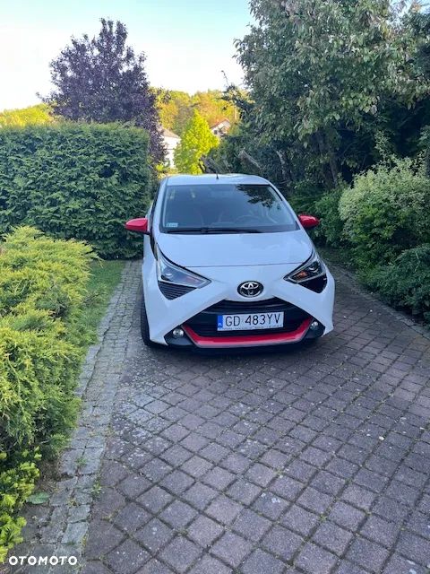 Toyota Aygo 1.0 VVT-i Color Edition - 1