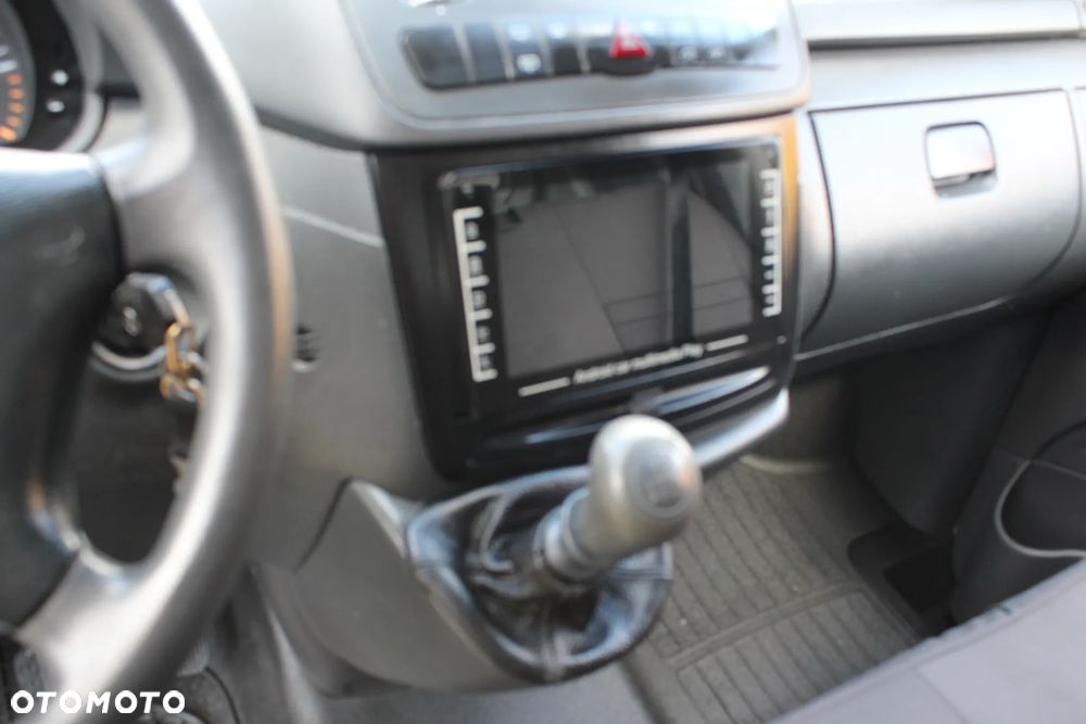 Mercedes-Benz Vito - 9