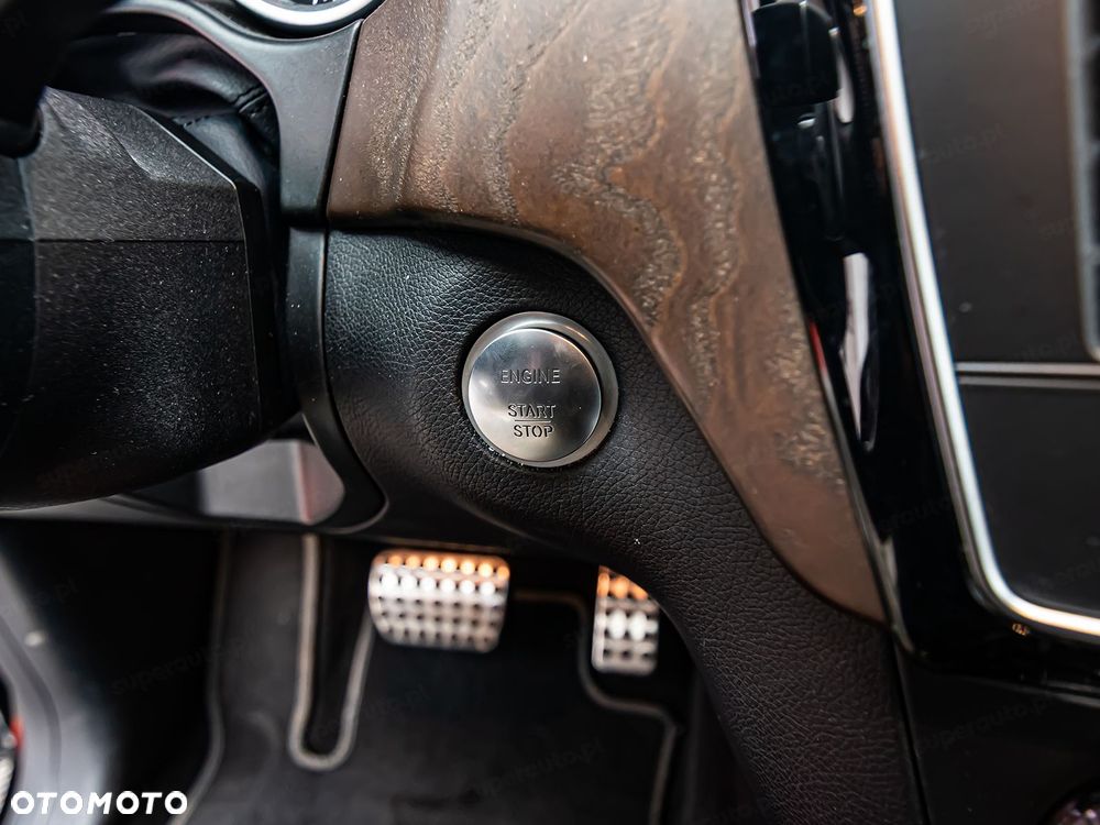 Mercedes-Benz GLE 350 d 4-Matic - 15