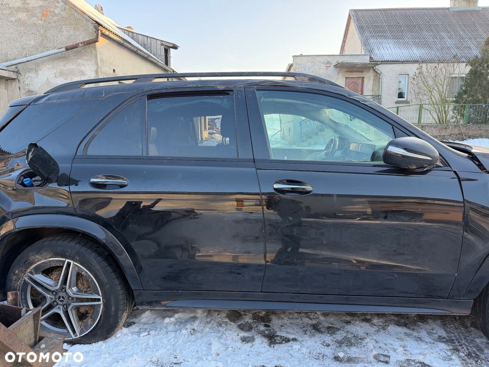 Mercedes-Benz GLE 250 d 9G-TRONIC AMG Line - 5