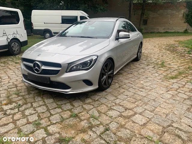 Mercedes-Benz CLA 200 7G-DCT - 1