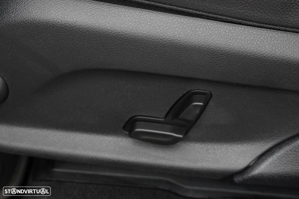 Mercedes-Benz GLC 220 d 4Matic - 28