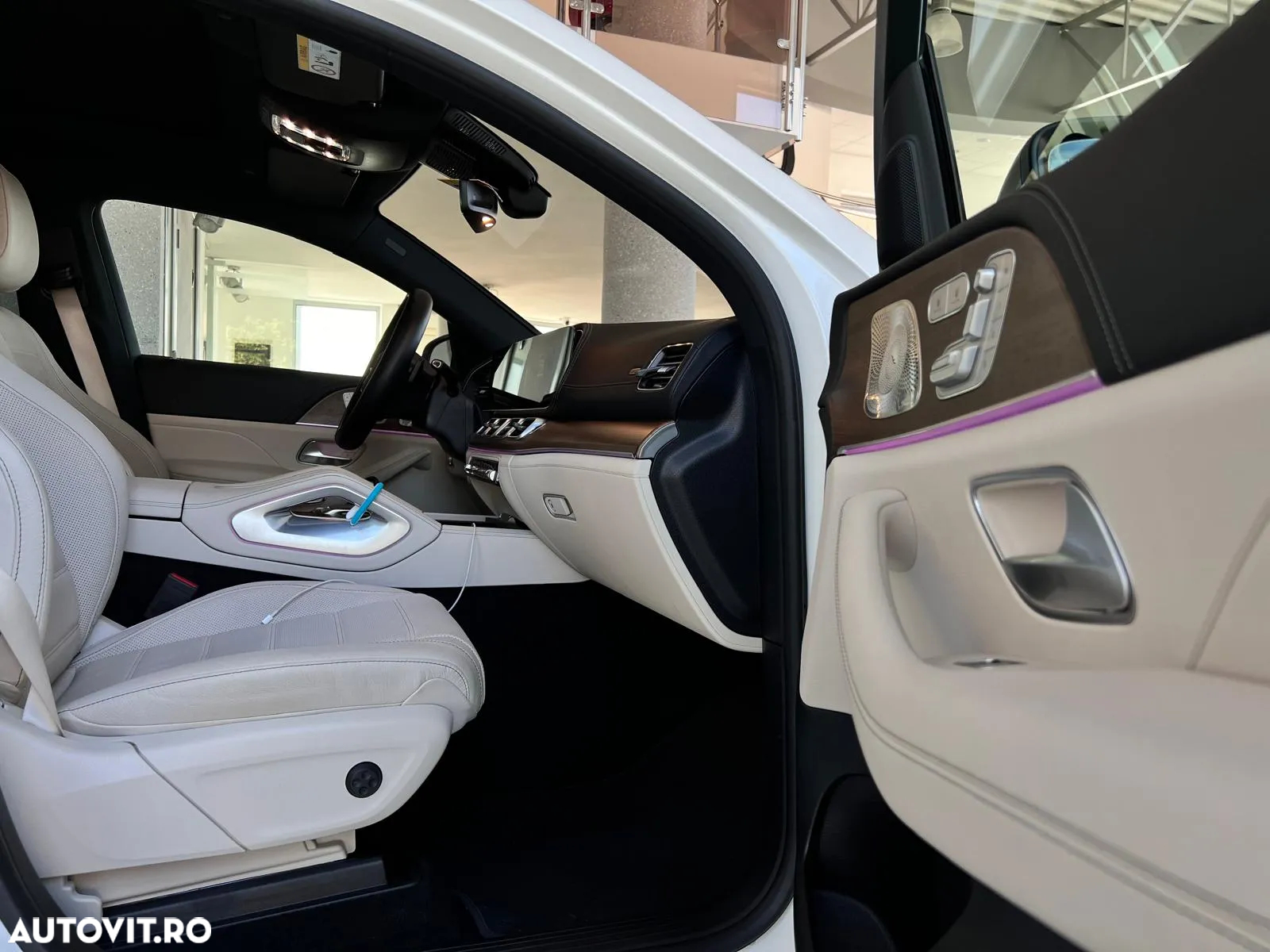 Mercedes-Benz GLE 350 e 4MATIC - 25
